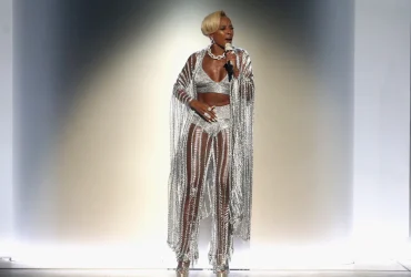 Mary J. Blige is making her debut headlining at Madison Square Garden.