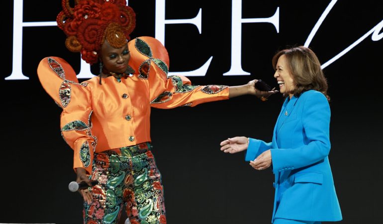 Kamala Harris and Serena Williams Electrify Essence Festival on Day Three.