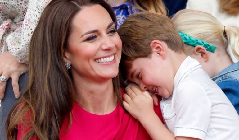 Kate Middleton no longer lives with Prince Williams and now lives with her kids.