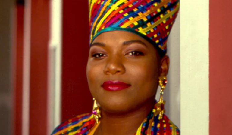 Queen Latifah and Dionne Warwick have been selected to be honored at the Kennedy Center.￼￼￼￼￼￼￼