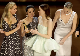 Michelle Yeoh’s Explanation for Passing Emma Stone’s Oscar to Jennifer Lawrence Takes Center Stage in Entertainment News.