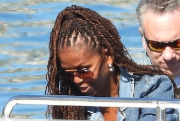 After Startling Marriage Confession, Barack and Michelle Obama Arrive Separately on Spielberg’s Yacht.