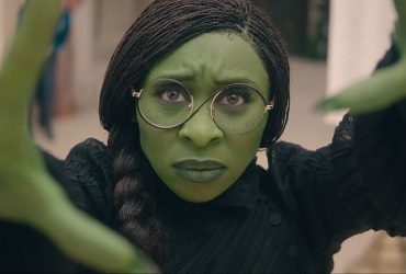 Cynthia Erivo shares how she incorporated micro braids into her “Wicked” character to pay tribute to Black women. 