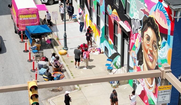 Henrietta Lacks honored with a vibrant new mural by the Baltimore community.