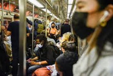 New York Is Urging Residents To Wear Masks Regardless Of Vaccination Status