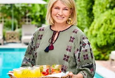 Martha Stewart’s Favorite Thanksgiving Day Cocktail