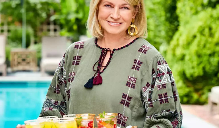 Martha Stewart’s Favorite Thanksgiving Day Cocktail