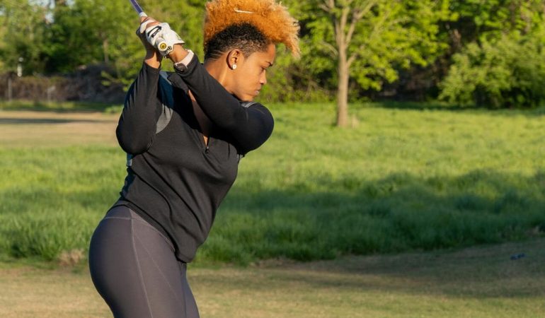 The Ebony Ladies Golf League inspires Black women to get into golf and enjoy the game.